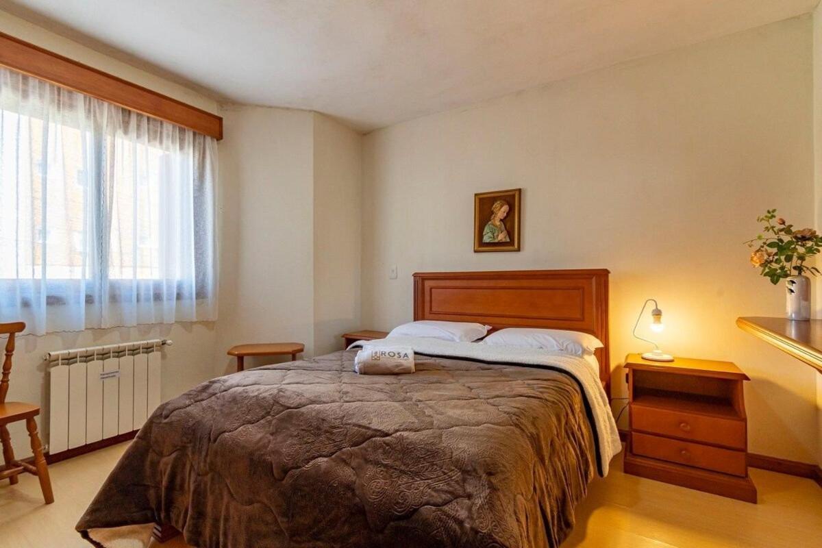 דירות גראמדו Rosa Edificio Di Trevi מראה חיצוני תמונה